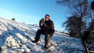 Makeshift Seat From A Folding Spade screenshot 5