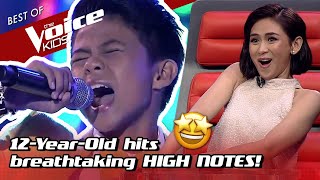Miniatura de vídeo de "12-Year-Old STUNS coaches with ASTONISHING VOICE in The Voice Kids! 😍"