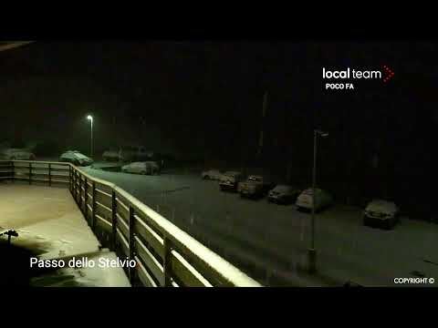 LIVE Intensa nevicata d'agosto al Passo dello Stelvio