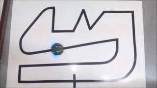Pololu 3pi Robot seguindo a linha preta