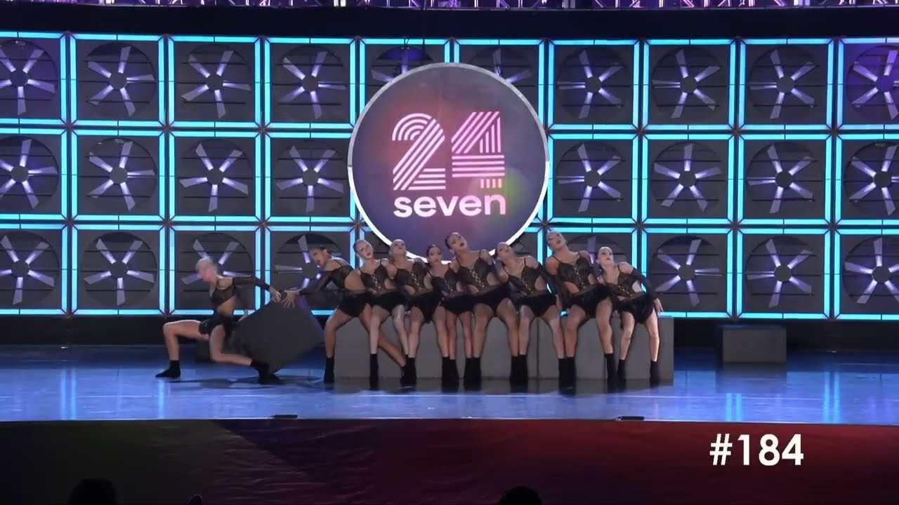 Center Stage Performing Arts Studio - Break Apart