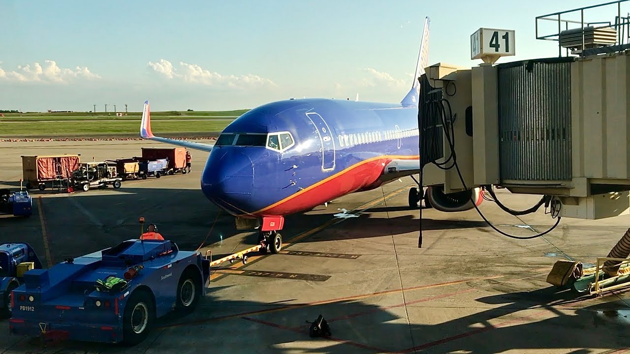 Kansas City (MCI) Spotting – American/Southwest – Boeing 737-700 & More ...
