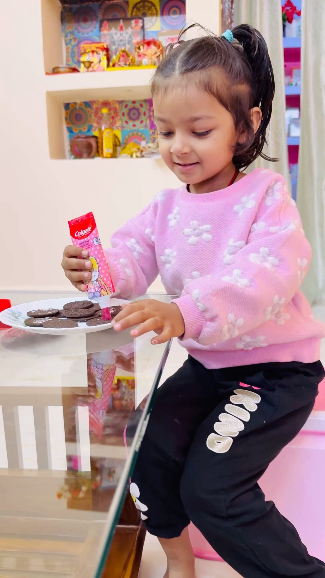 Tooktook ne oreo me gelly chupa di