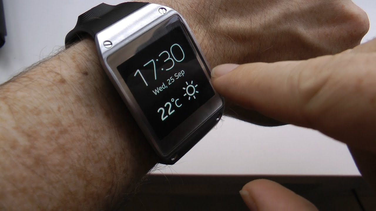 Самсунг часы видео. Samsung Galaxy Gear s1. Samsung Galaxy Gear 2013. Samsung Galaxy Gear SM r750. SMARTWATCH Samsung.