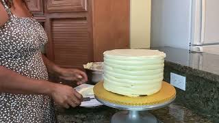 Basic steps to cake decorating for beginners from home