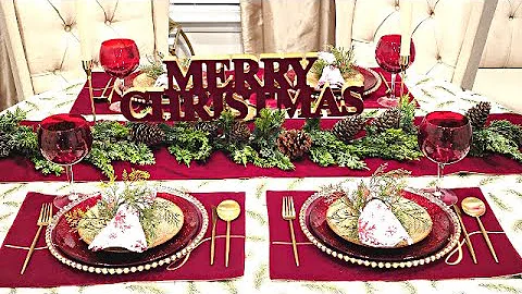 NEW* HOW TO STYLE A CHRISTMAS TABLESCAPE USING TRADITIONAL COLORS 2022