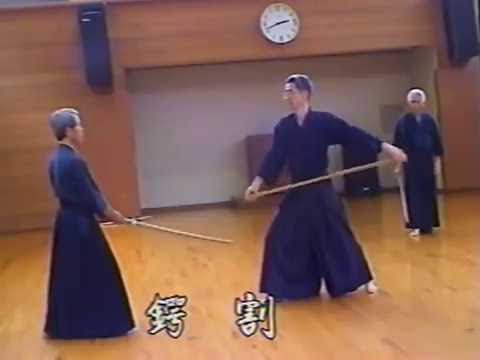 杖道自戒 西岡常夫 Amazon.co.jp: 杖道自戒: 武道試論 : 西岡 常夫: 本