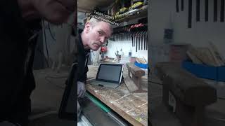 Samsung tablet repairs can I  stop it flashing 😆😆😆👍