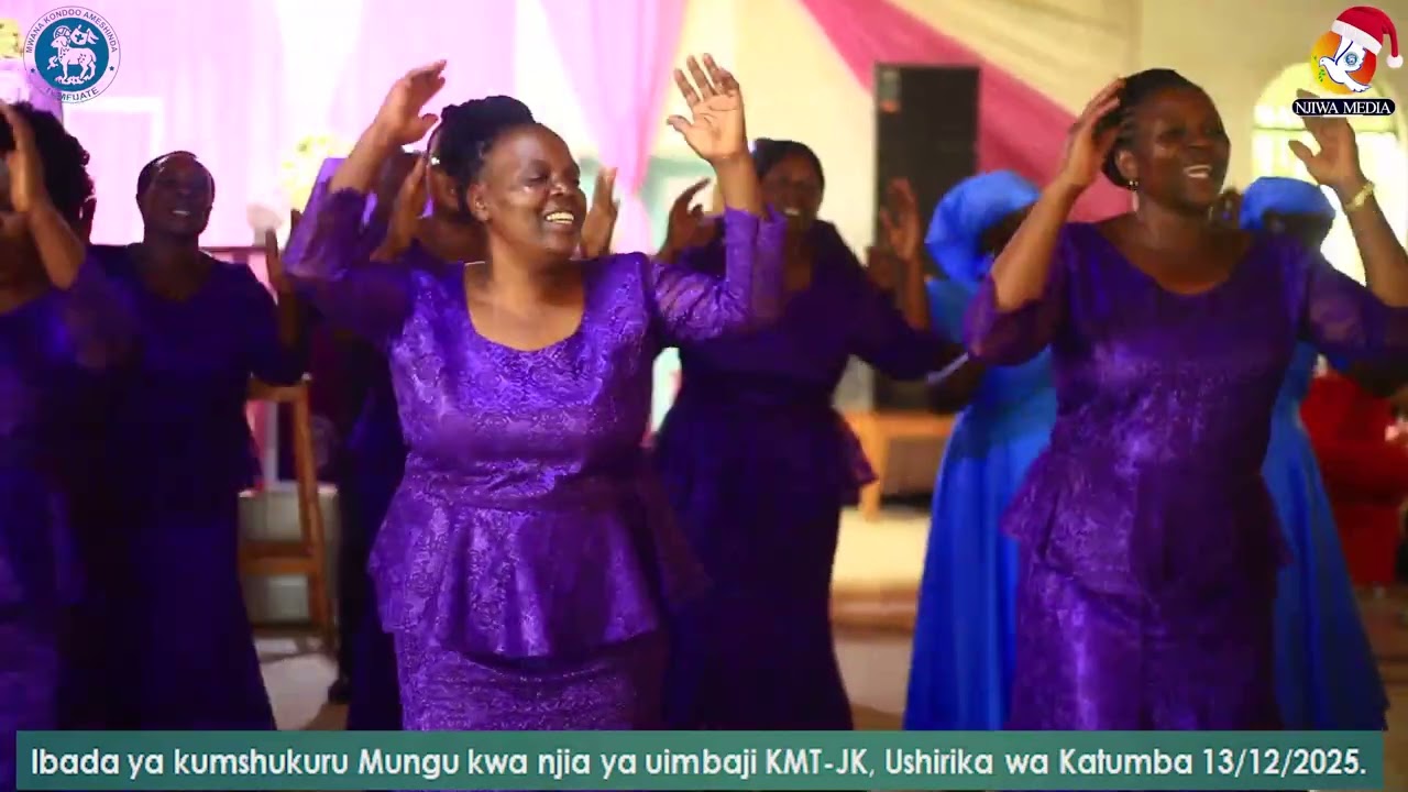 MUUJIZA CHOIR KUTOKA KATUMBA MORAVIAN KATIKA TAMASHA LA UIMBAJI.