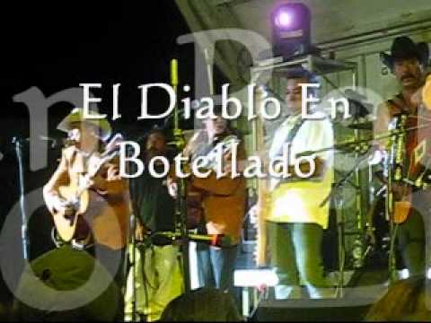 JODY VASQUEZ y ERICK URIAS con Jilgueros (EL Diablo en Botellado.wmv