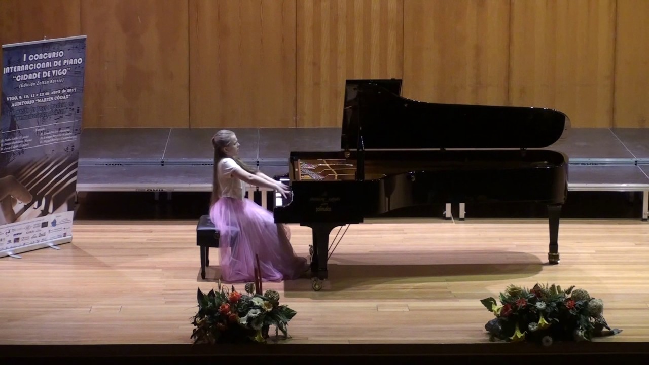 Eva Gevorgyan - Final de I Concurso Internacional del Piano "Cidade de Vigo"