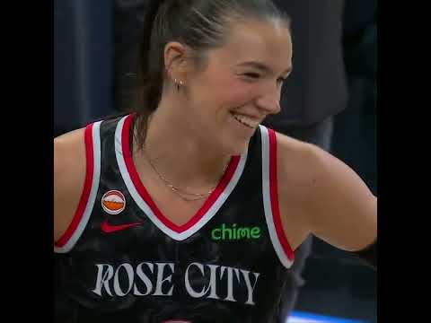 Bridget Carleton, YOU BET‼️ She dropped 29 PTS in her opening round of the 3-Point Contest 🤩