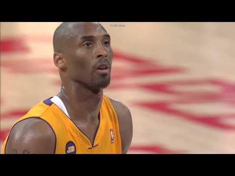 Kobe Bryant shots his last two free throws after probable torn achilles tendon vs Warriors