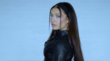 Leah Kate – Two Truths and a Lie (Official Visualizer)