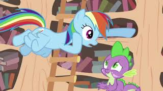 Theres a Mouse Right Behind Twilight!
