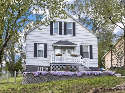 205 West Washington Street, Collinsville, IL home video tour