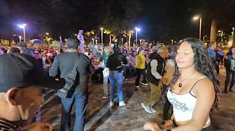 Bailando un Jueves en la Alameda Central México 4K 60p | Fuente de Venus | Son Montuno