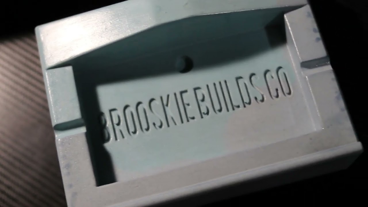 brooskie builds 3 (trashtray)