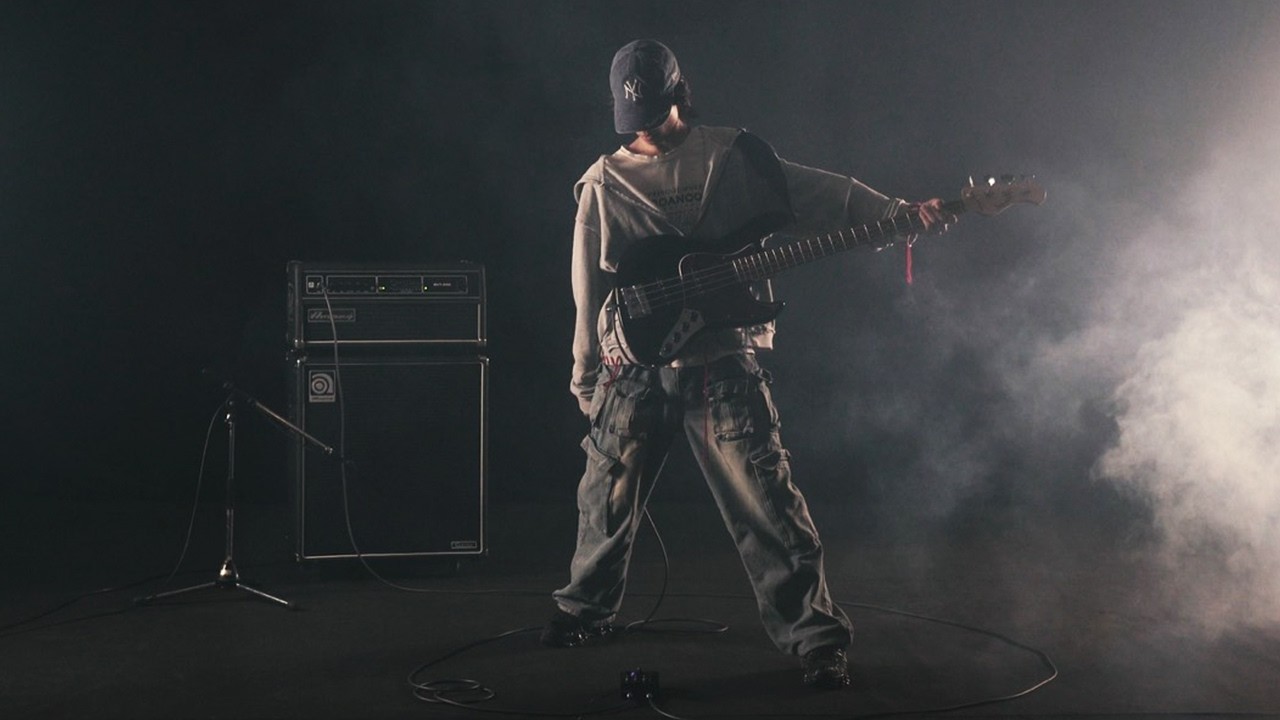 SONIFIX / GRAVION Bass Overdrive - YouTube