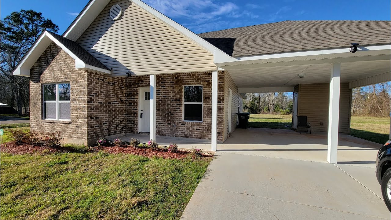 Tour of 3bd, 2bth home in Hammond, La. with Phonicia Palmer, Realtor