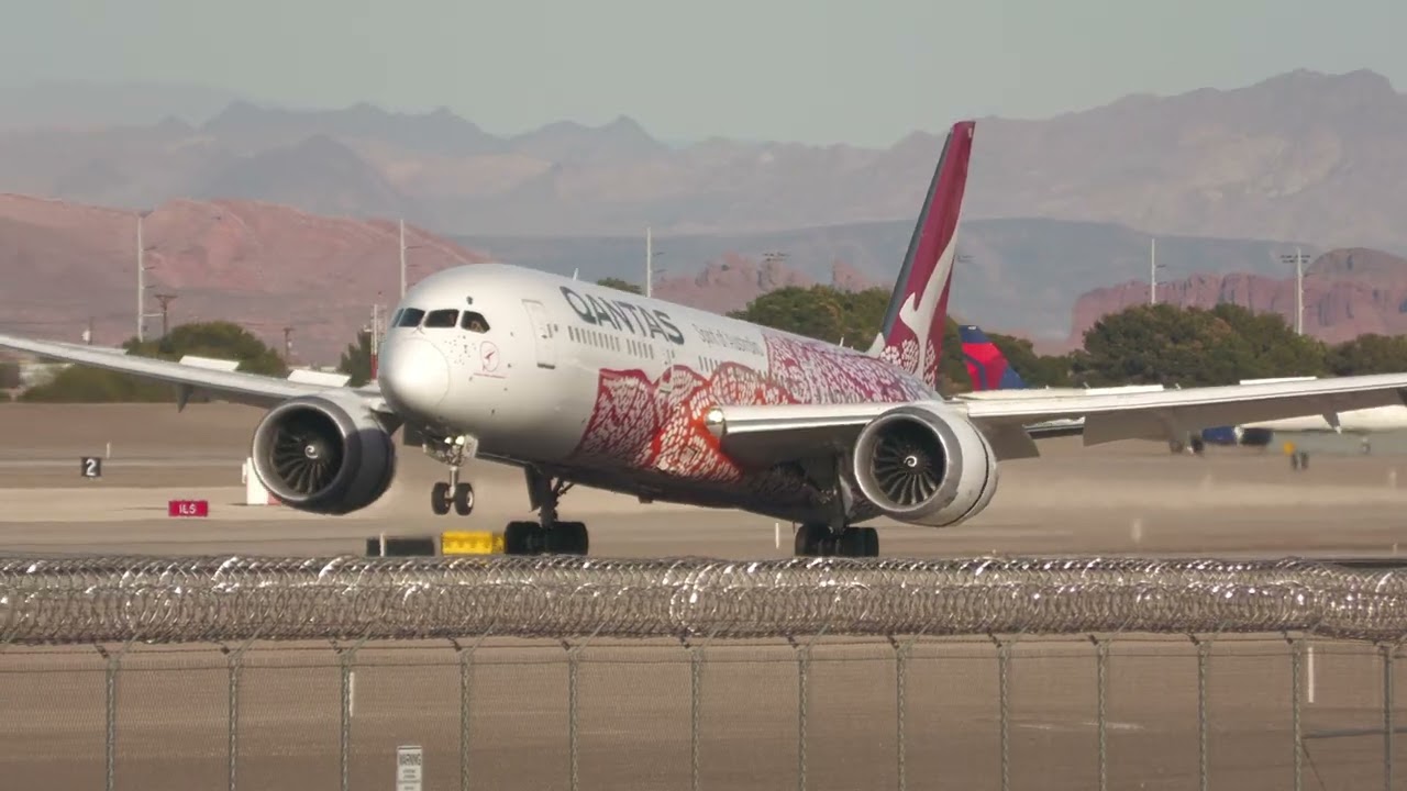 Qantas Boeing 787-9 Dreamliner(VH-ZND)(Yam Dreaming Livery