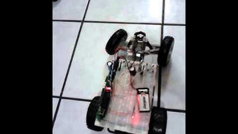 Robert2, Robot Movil con PIC 18F4550 y modulo Bluetooth