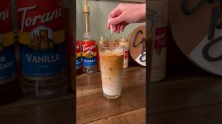 iced vanilla latte? espresso coffee coffeebar homebarista coffeevideos latteart puckprep