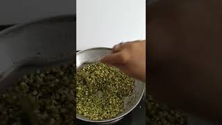 हिरव वाटण टाकून मोड आलेल्या मुंगाची भाजी/mungachi bhaji recipe चविष्ट