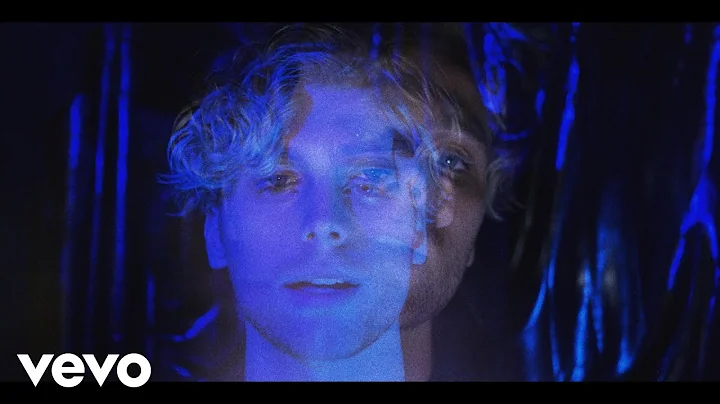 Luke Hemmings - Baby Blue (Official Visualizer)