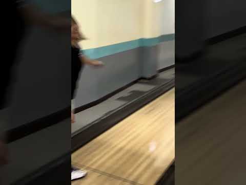 【イベントご予約枠残り僅か詳細は概要欄にて】バイク女子ボウラーあいか🏍️🎳#bowling #shorts #shortvideo