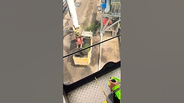 Excavator Loading Coal #shorts #alatberat #excavator #truck