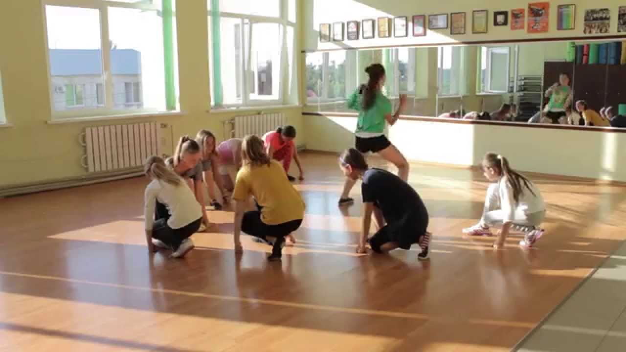 Lada dance baby tonight Lada dance baby tonight