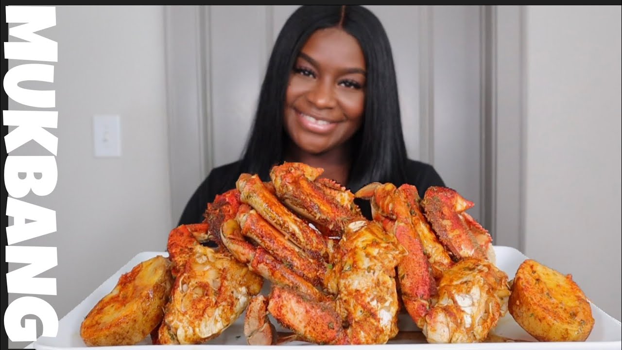 GIANT 2x SPICY CRAB LEGS + SEAFOOD BOIL MUKBANG + FIXINGS | STORY TIME