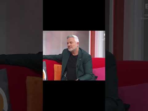 🦶✨ ¿Dolor en el antepié al usar tacones o zapatos estrechos? Podría ser un neuroma de Morton.