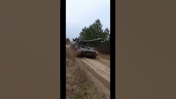 Self-propelled howitzer PzH2000 from Italy 🇮🇹 in Ukraine 🇺🇦 #ukraine #war #pzh2000 #italy #army