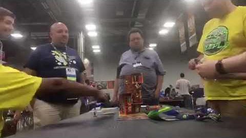 Hyperlapse Rhino Hero Super Battle