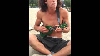 Video thumbnail of "Kai The Hatchet Wielding Guy Plays Wagon Wheel on Green Ukulele"