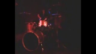 Scout Niblett - &quot;Pompoms&quot; - Live at The Grog Shop - Cleveland Heights, OH - July 31, 2005