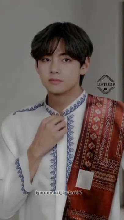 Udah siap belom sholat di imamin sama Taehyung 😍💜#shorts #btsshorts  #ᴛᴀᴇʜʏᴜɴɢ #taehyungbts #bts