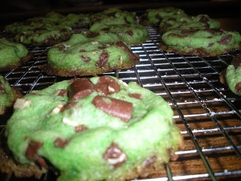 Mint Chocolate Chip Grinch Cookies