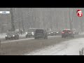 ДТП, глухі затори та новорічний настрій: як реагують на снігопад та долають наслідки негоди у Києві