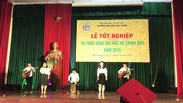 Lễ tốt nghiệp đại học khoá 38 QNU