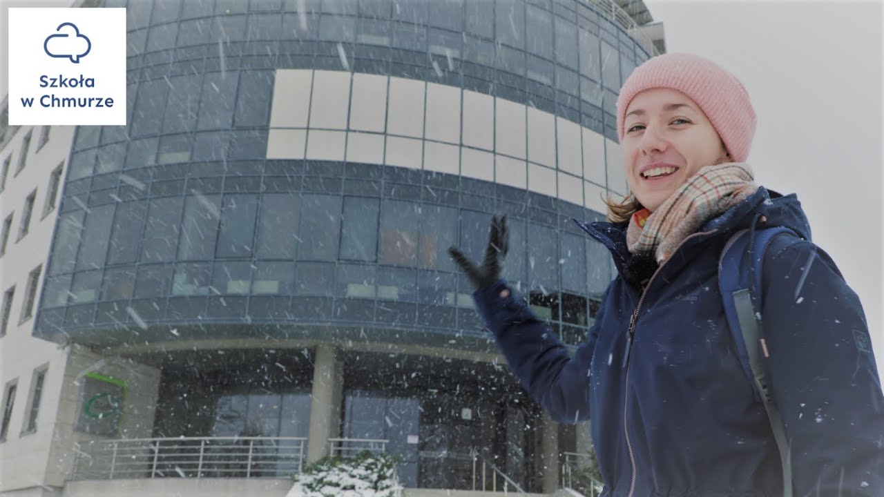 Jak wygląda dzień dyrektorki największej szkoły w Polsce?