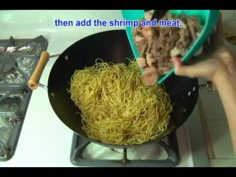 Vietnamese Food Day Nau An Mi Xao Thap Cam - How to Make Stir Fried Noodles Low Mein