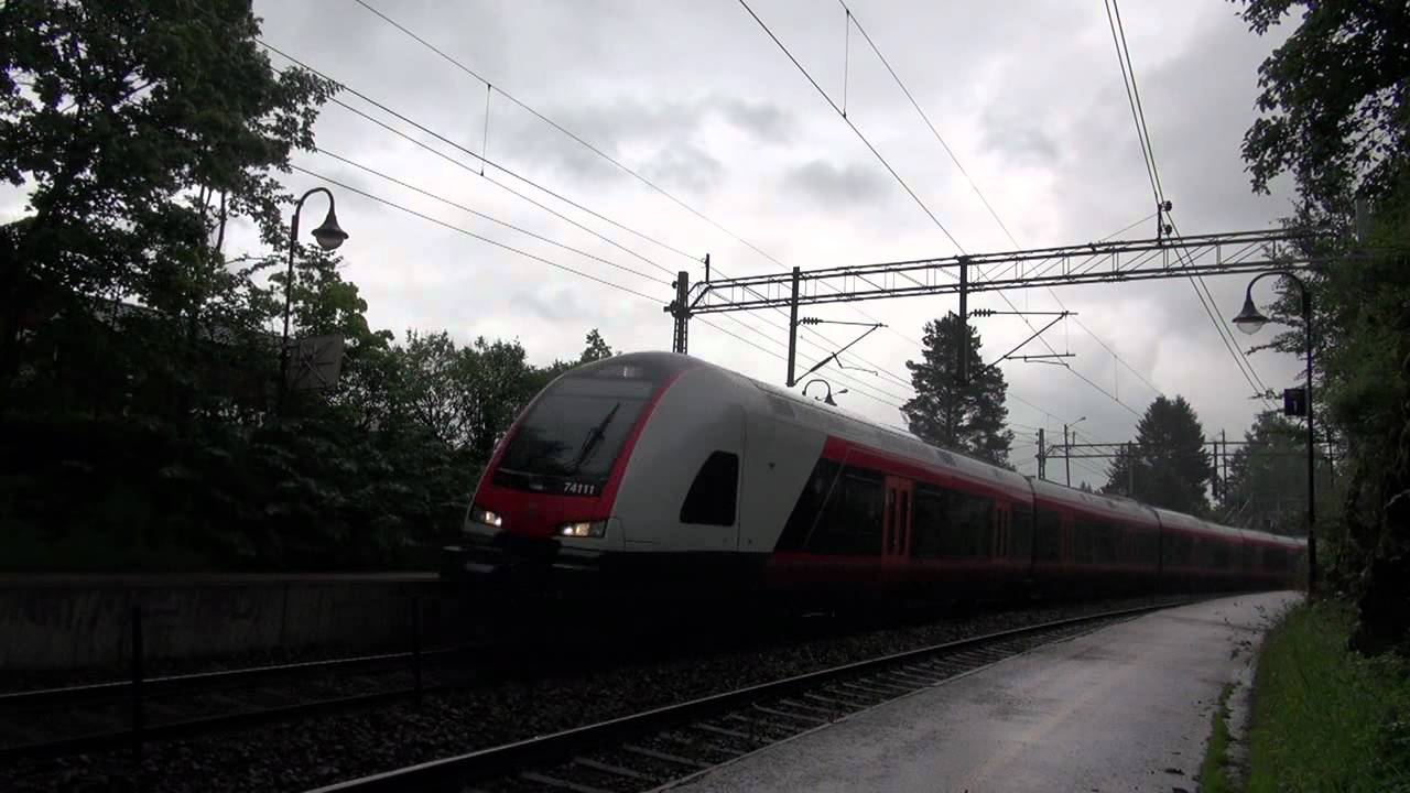 NSB Flirt BM74.11 på Sagdalen