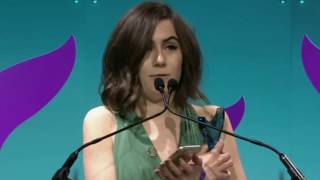Video thumbnail of "Dodie Accepting the 2017 Shorty Award for Best YouTube Musician"