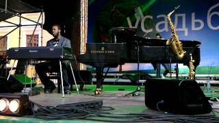 Robert Glasper Experiment - Butterfly