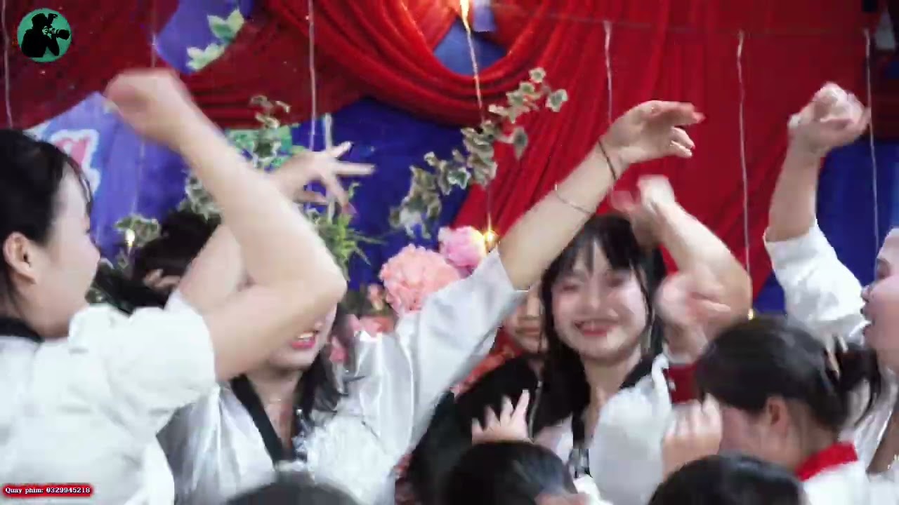 NHẠC DJ CỰC MẠNH TOP 1 CÁC IDOL NHẢY TUNG SÂN KHẤU 