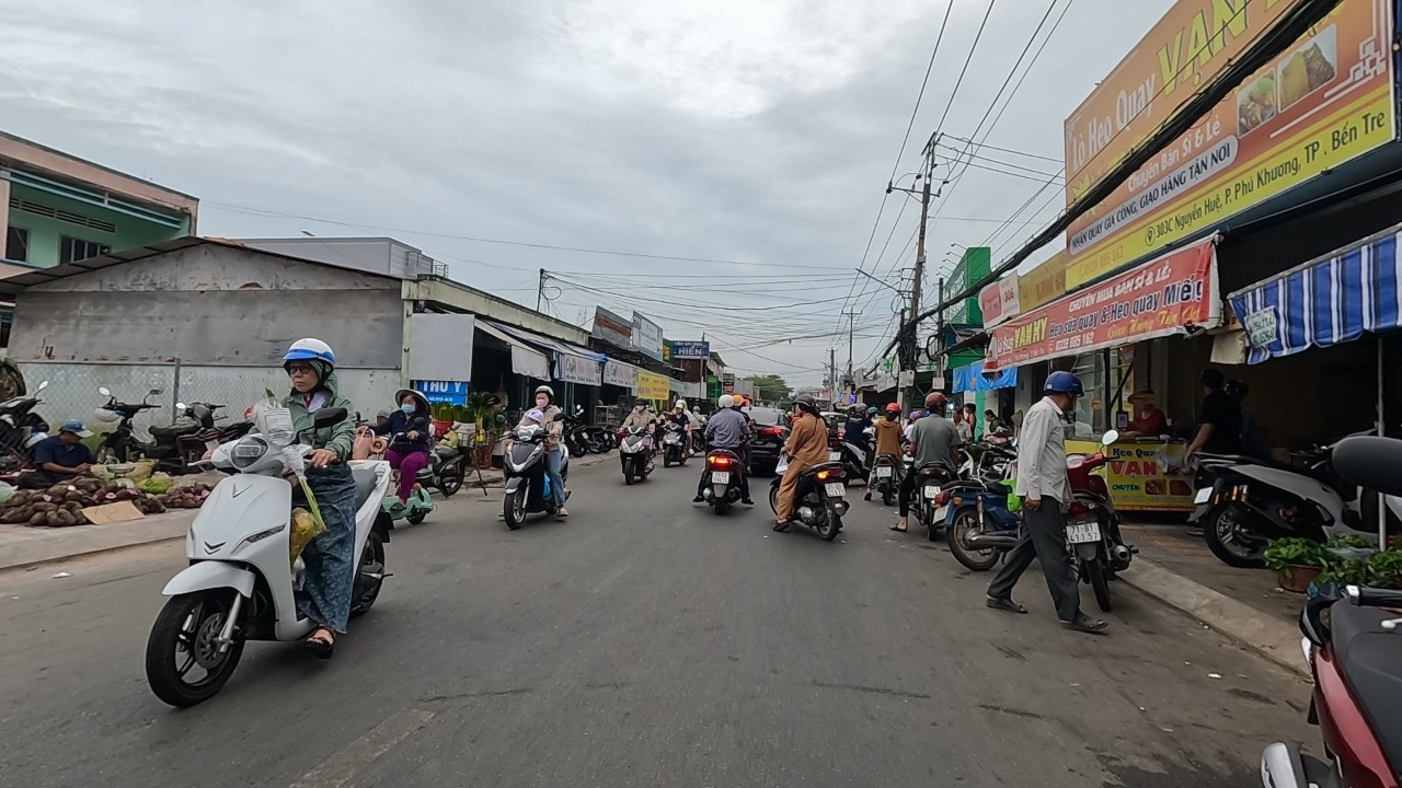 Đường Phố Bến Tre Sáng Mùng 10 Tết 2026 Từ Chợ Đầu Mối Về Tân Long Mỏ Cày #56