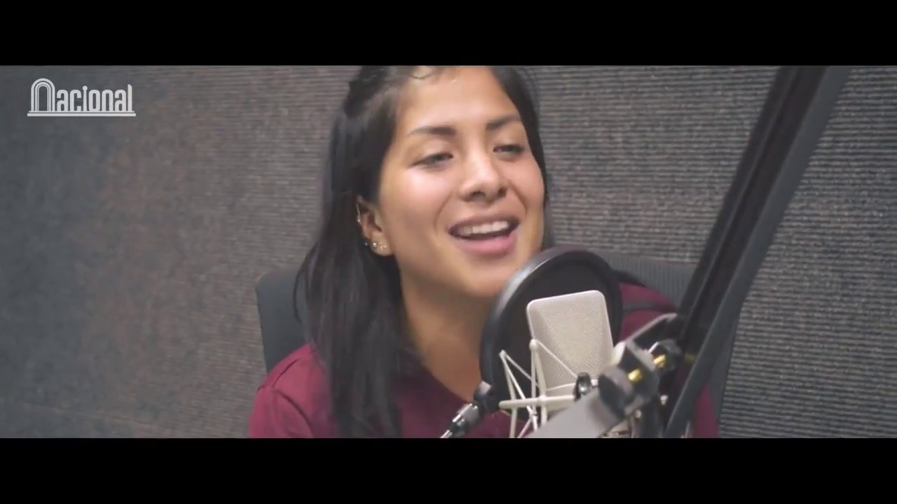 CARLOS AYALA Y EMELY CASTRO-Pasión de hinojos